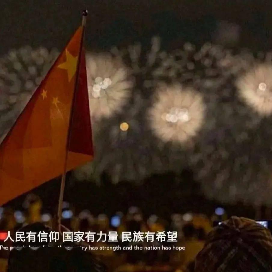 逃离废墟镇